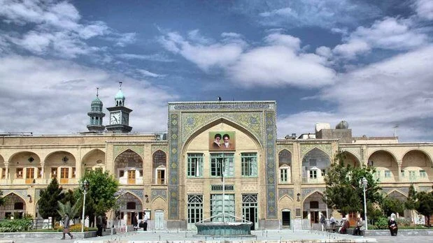 جامعة اديان و مذاهب