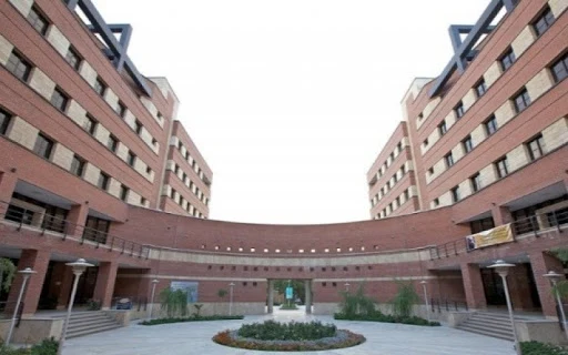جامعة اصفهان الحكومية 2026-2025