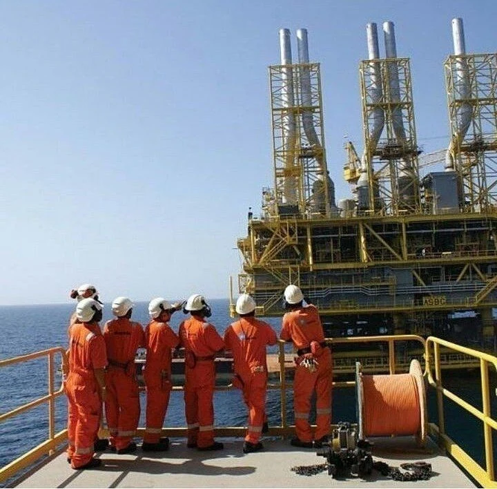 بكالوريوس هندسة نفط في ايران 2024-2025 